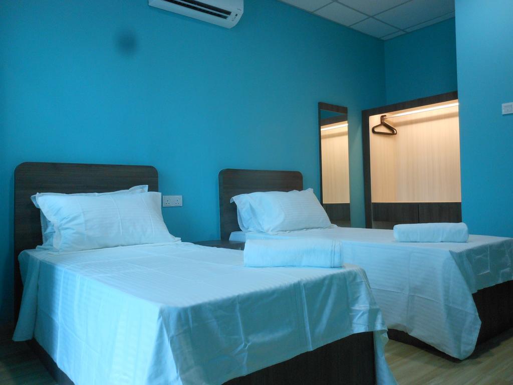 Eiman Homestay, Kluang Buitenkant foto